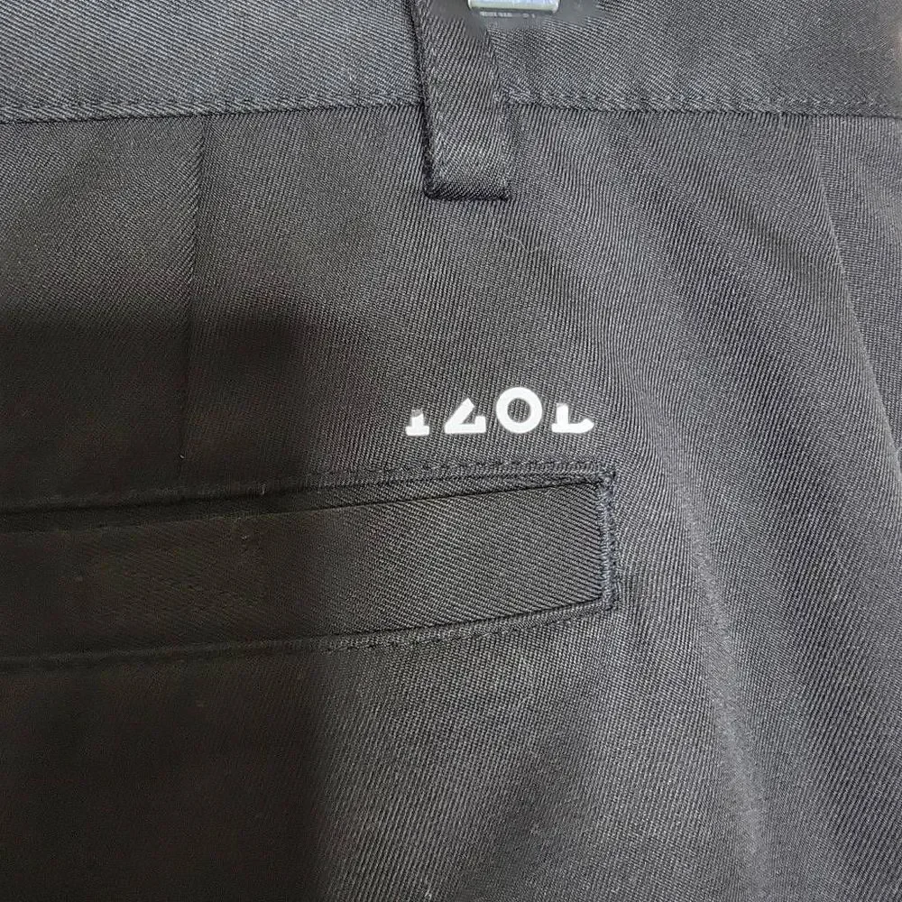 IZOD Perform x Golf Cargo Shorts Black 36